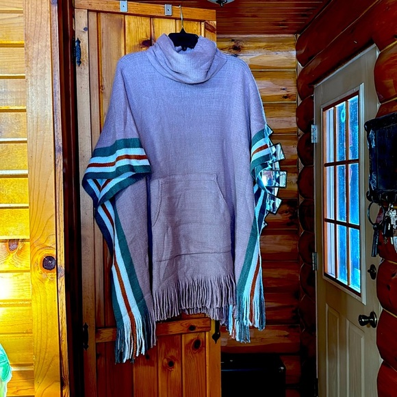 NWT‎ Turtle Neck Poncho - Picture 1 of 6